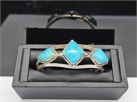 STERLING SILVER NAVAJO TURQUOISE CUFF BRACELET