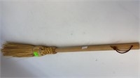 Wooden short broom