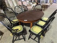 Dining Table w/ 8 Chairs