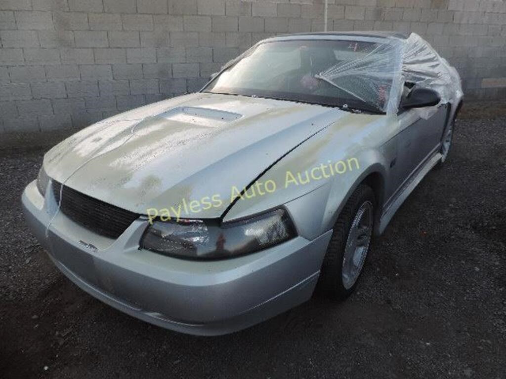 2000 Ford Mustang 1FAFP45X7YF164492 Silver