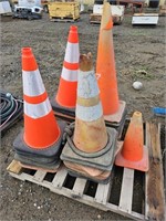 (30) Safety Cones