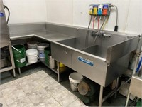 Double Well Sink w/ Left-hand Dish Table