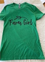 C3)Women’s medium green farm girl shirt by Next