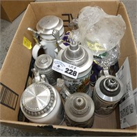 Box Lot of Assorted Beer Steins '