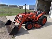 Kubota L3450 4WD Lawn Tractor w/72" Deck, 3 pt, R