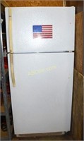 Kenmore refrigerator model number 253.70882400