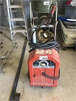 LINCOLN 225 AMP WELDER