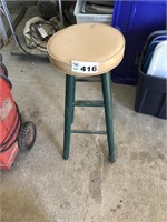 BAR STOOL