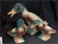 3 PC MOTHER DUCK & DUCKLINGS POTTERY SET - “