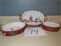 HOLIDAY DISH-WARE IN WEAVED BASKETS