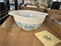 Vintage Pyrex Amish Butterprint Cinderella Bowl