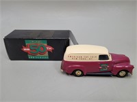 1995 Ertl Chevorlet Panel Truck (1950)