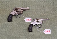 2 Revolvers