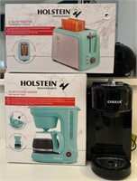 V - HOLSTEN COFFEE MAKER & TOASTER (K19)