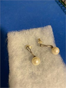 Vintage Tear-drop Pearl Pierced Earrings