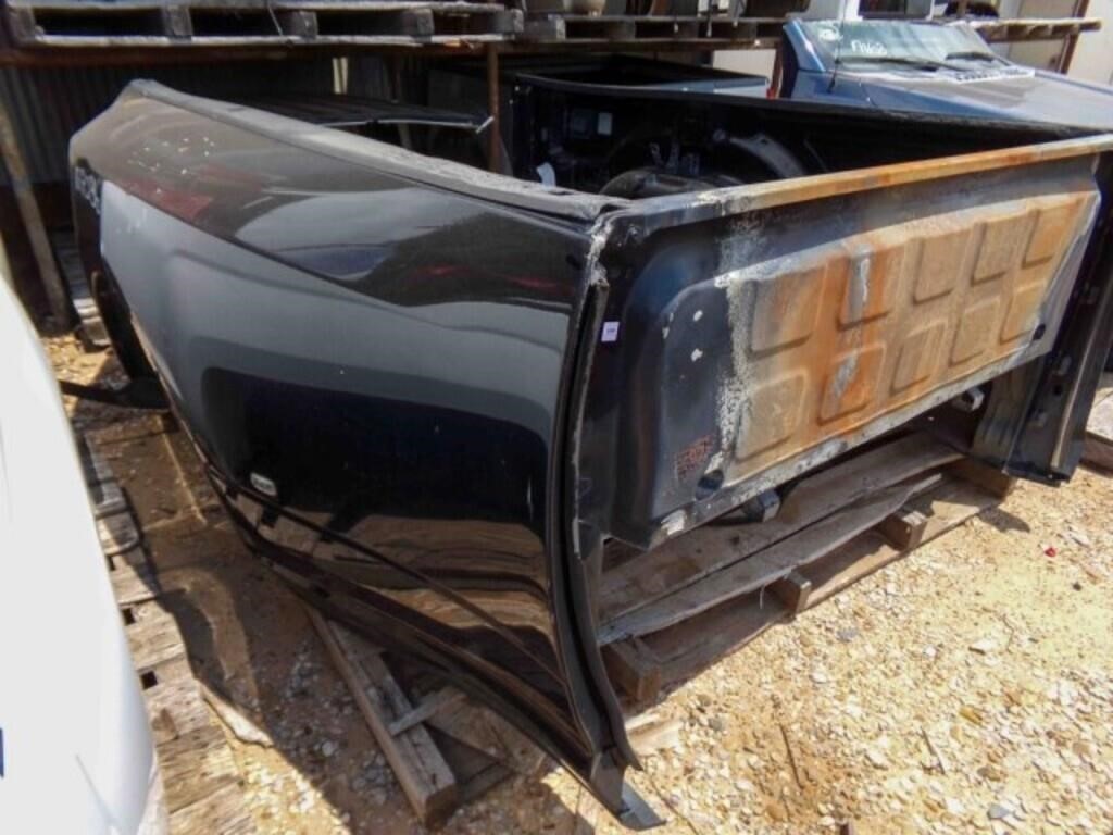 21 RAM 3500 PICKUP BOX