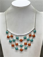 LIZ CLAIBORNE 3 TIER BIB STYLE NECKLACE