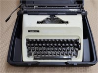 Royal Express Typewriter w/ Case