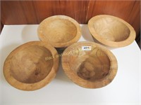 Lot: 4 carved wooden bowls