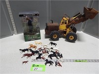 Tonka pay loader; rust; Tiger Woods figure and som