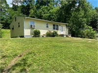 Single Family Home in Knox County