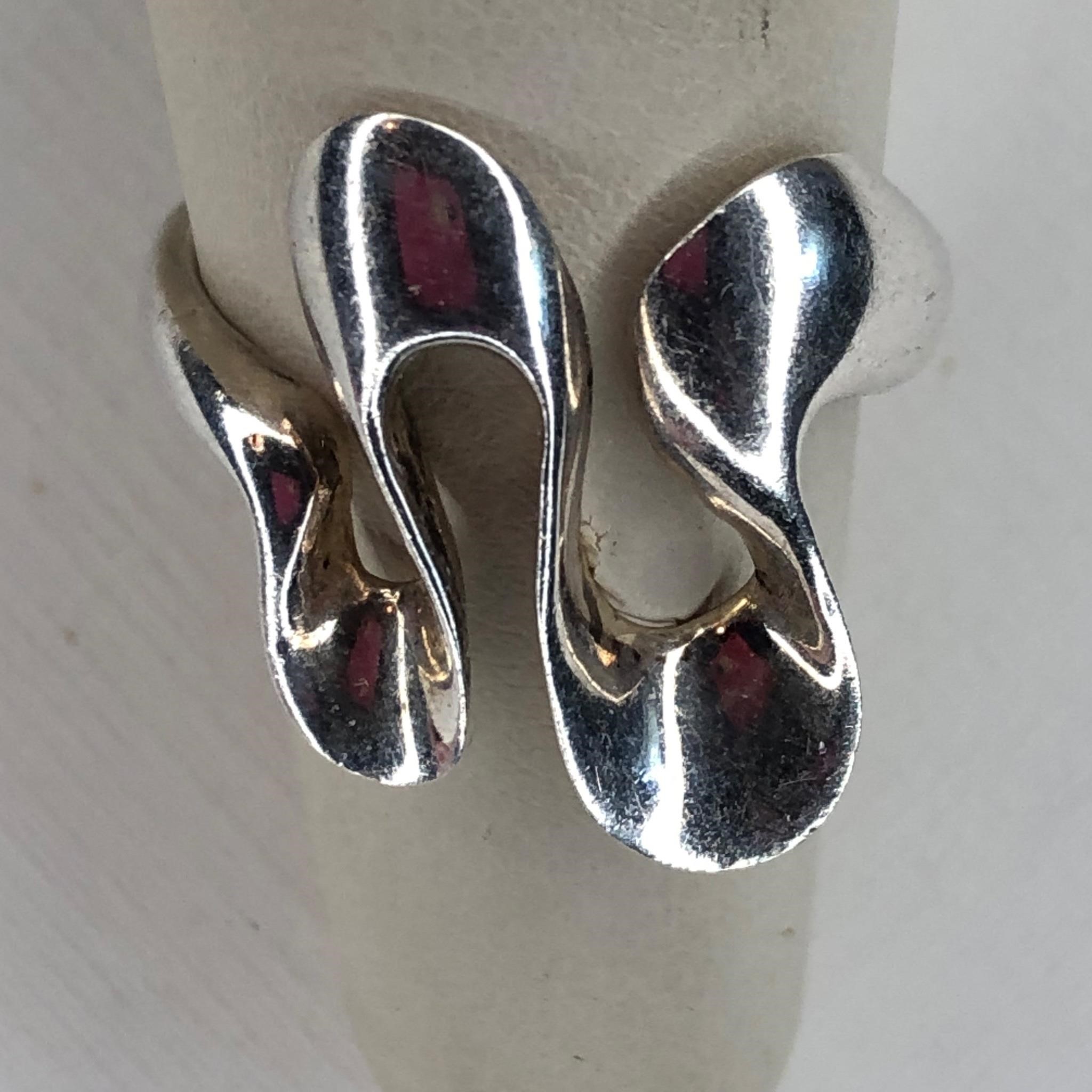 STERLING 925 SILVER RING