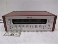 Vintage Sony STR-7065 Stereo Receiver - Powers