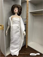 Jackie Kennedy with Carrie in case doll