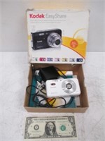 Kodak EasyShare V803 White Digital Camera in