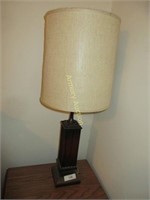 Metal table lamp with shade