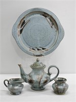 4pc Blue Mountain Pottery Tea Set wTray