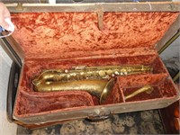 Martin Tenor Saxophone with Case *needs work