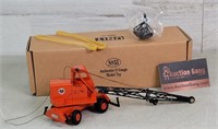 CCM 614 Unit Crawler Crane w/Clam Bucket 1:48