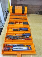 ROLLING TOOL BOX WITH MISC TOOLS