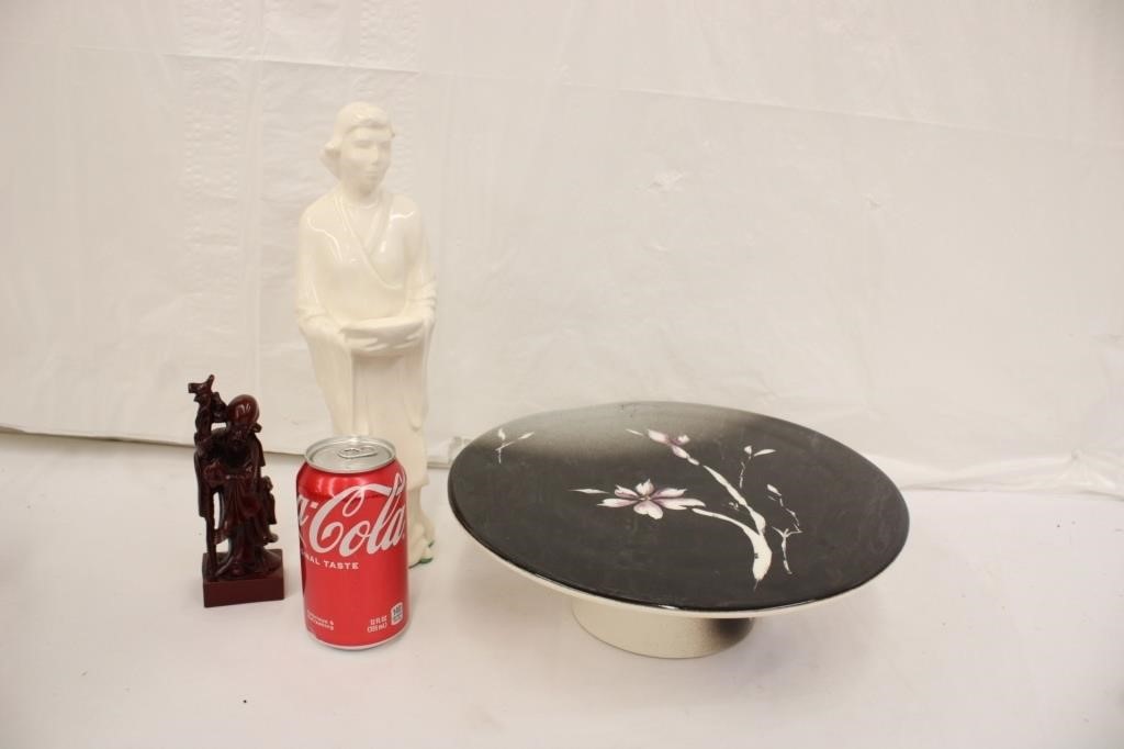 Decorative Oriental Ceramic Artwork & 2 Statues