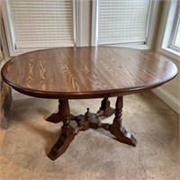 Pennsylvania House Dining Table w Two Leaves