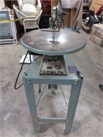 Delta Variable Speed Scroll Saw on Rolling Stand