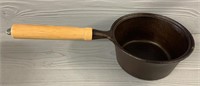 1QT Cast Iron & Wood Handle #5 Sauce Pan