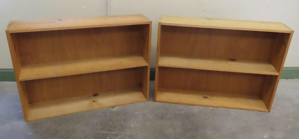 2 Pine Bookshelves