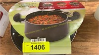 T-Fal 5qt Dutch oven