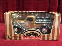 1/24 CTC Ford Pick-Up Bank