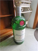 PLASTIC TANQUERAY BOTTLE WITH CHRISTMAS LIGHTS