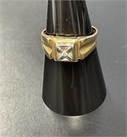 Ladies 10 KT Radiant Star Diamond Ring