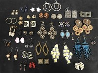 34 Pairs of vintage earrings