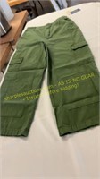 Universal thread pants, size 6