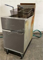 Dean Natural Gas Fryer SR162GP