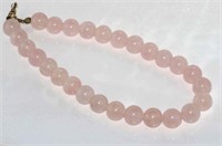 Rose quartz bead necklace