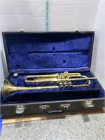 Lee Lark trumpet in case
