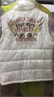Harley Davidson vest size: small