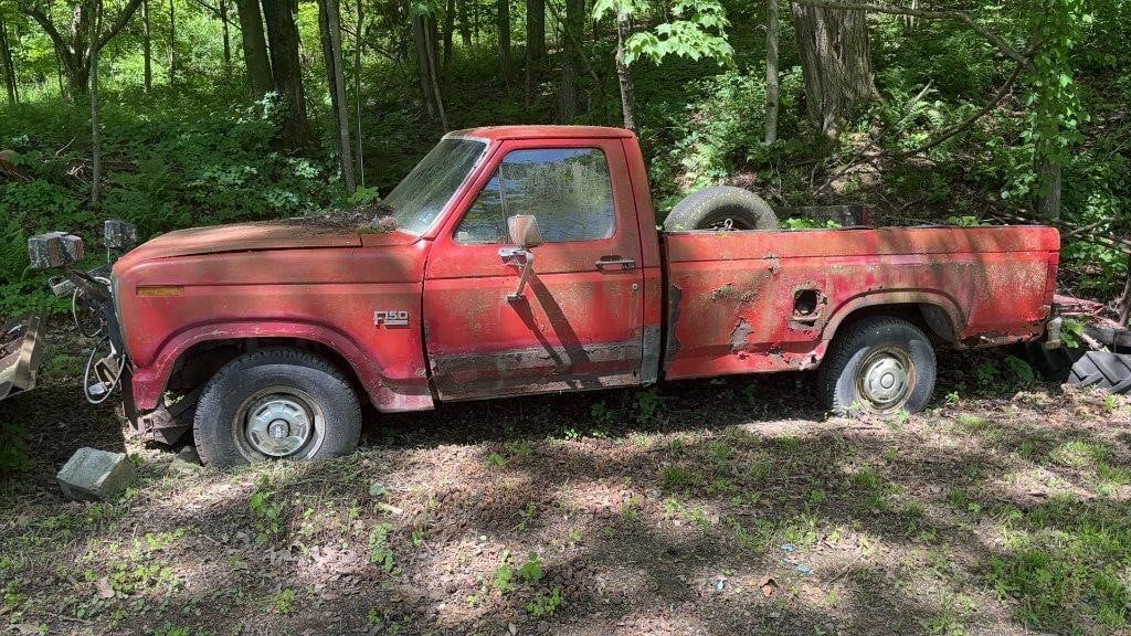 1985 Ford F150 6 Cylinder Pickup Truck RAN IN